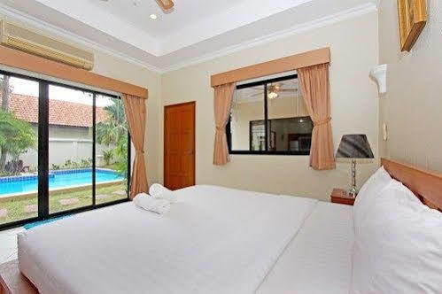 Talay Time Pool Villa Jomtien Exterior foto
